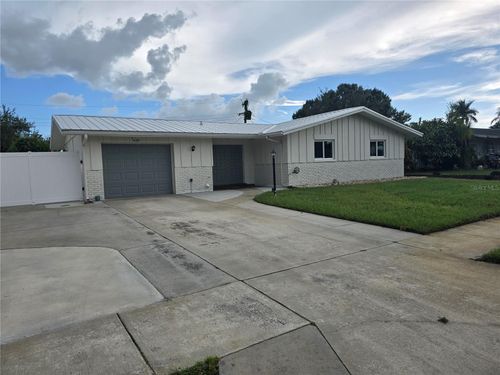 5420 Starwood Pl, SARASOTA, FL, 34232-5757 | Card Image