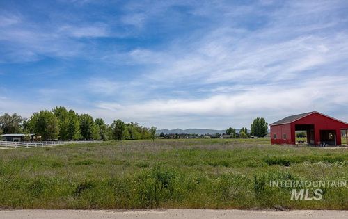 405 Skyview Ln, Emmett, ID, 83617-1097 | Card Image
