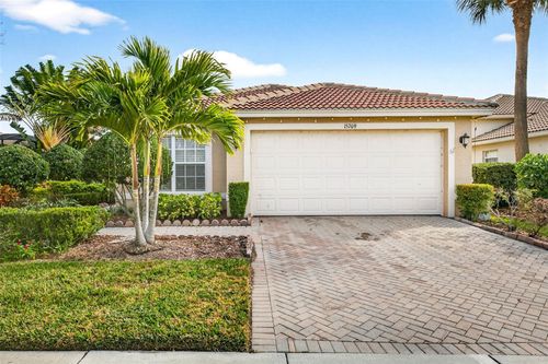 15709 Crystal Waters Dr, Wimauma, FL, 33598-4018 | Card Image