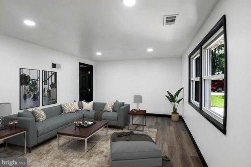 3604 Halloway N, UPPER MARLBORO, MD, 20772-3212 | Card Image