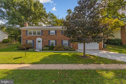 9523 Old Creek Dr, FAIRFAX, VA, 22032-1237 | Card Image