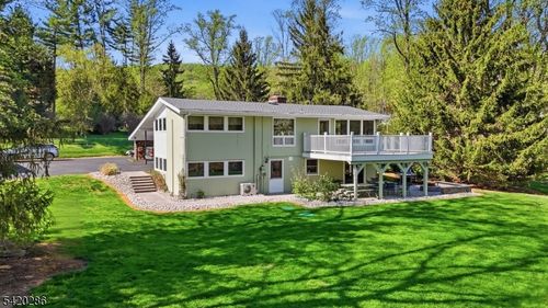 9 Springtown Rd, Whitehouse Station, NJ, 08889-3345 | Card Image