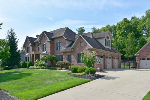 805 Chapel Hill Ct, Gibsonia, PA, 15044-6165 | Card Image