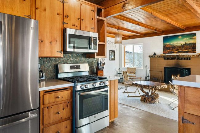 52-web-or-mls-Kud_Foothill_0225_OPMG_052 | Image 16