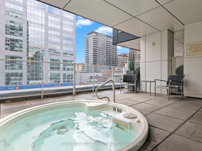 2017 - 199 Slater St, Condo with 1 bedrooms, 1 bathrooms and null parking in Ottawa ON | Image 18