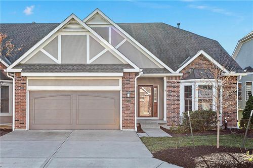 6519 W 133rd Ter, Overland Park, KS, 66209-4079 | Card Image