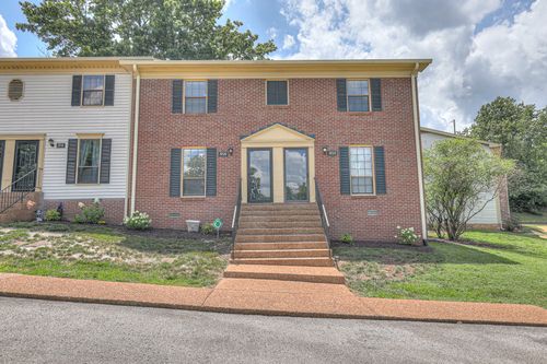 5720 Stone Brook Dr, Brentwood, TN, 37027-4640 | Card Image
