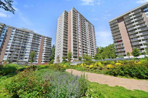 1006-2016 Fullerton Ave, North Vancouver, BC, V7P3E6 | Card Image