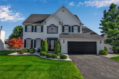 25 Windsor Ridge Dr, Lancaster, NY, 14086-9314 | Card Image