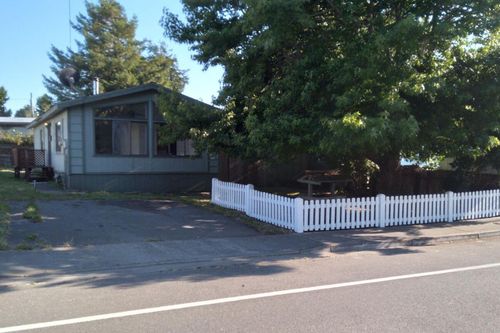 3464 School St, Fortuna, CA, 95540-3624 | Card Image