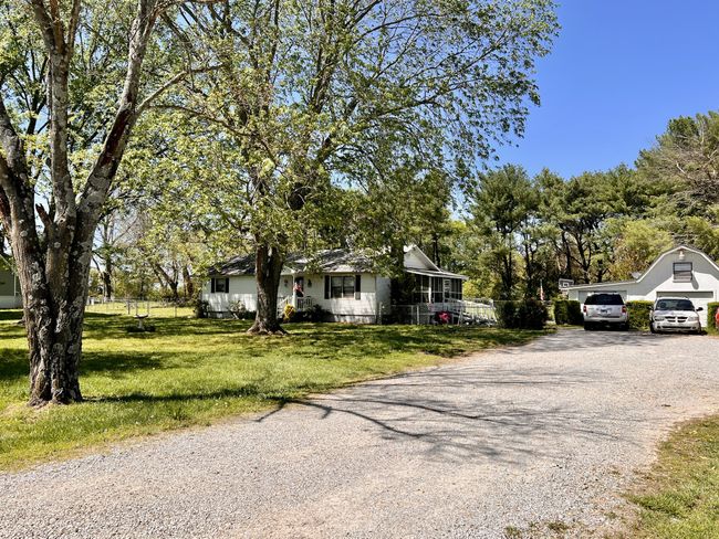 1112 Cumberland St, House other with 3 bedrooms, 2 bathrooms and 8 parking in Decherd TN | Image 50