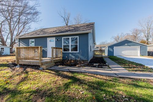 211 6th St, Colona, IL, 61241-9710 | Card Image