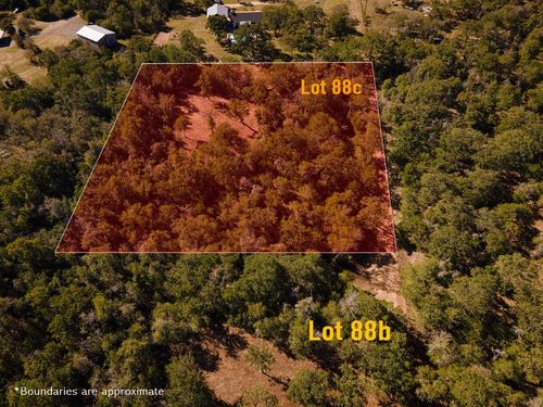 88c-510 Thousand Oaks Dr, Cedar Creek, TX, 78612-3323 | Card Image