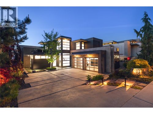 1076 Westpoint Dr, Kelowna, BC, V1W4Z9 | Card Image