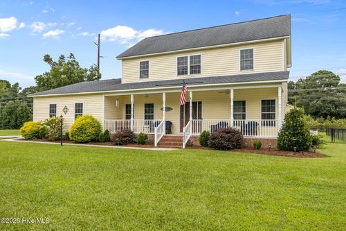 3433 Birchwood Dr, Farmville, NC, 27828-8533 | Card Image
