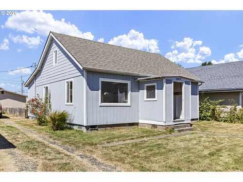 1057 Greenwood Ave, Reedsport, OR, 97467 | Card Image