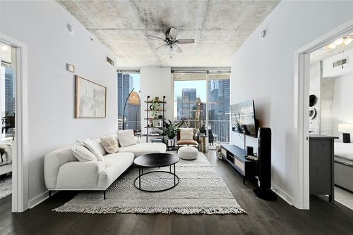 1809-360 Nueces St, Austin, TX, 78701-4266 | Card Image