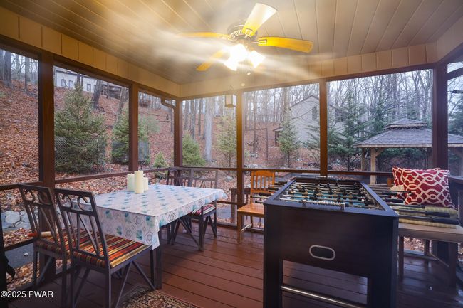 7- Screened in Porch | Image 7