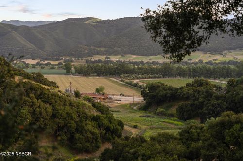 954 Ballard Canyon Rd, Solvang, CA, 93463-9743 | Card Image
