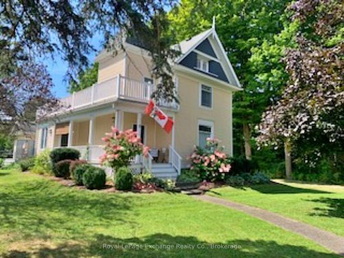 8 Queen St, Ripley, ON, N0G2R0 | Card Image