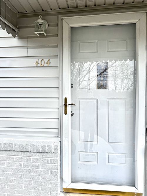 404 Falla St, Mcminnville, TN, 37110-1218 | Card Image