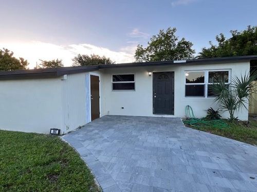 5900 Nw 42nd Ter, Fort Lauderdale, FL, 33319-2760 | Card Image