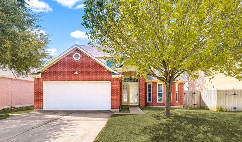 216 Sunshadow Dr, Lockhart, TX, 78644-4580 | Card Image