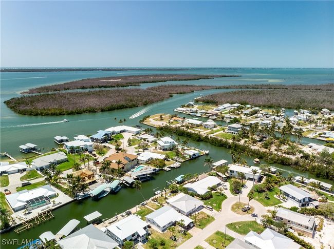3797 Emerald Ave, House other with 2 bedrooms, 2 bathrooms and null parking in ST. JAMES CITY FL | Image 13