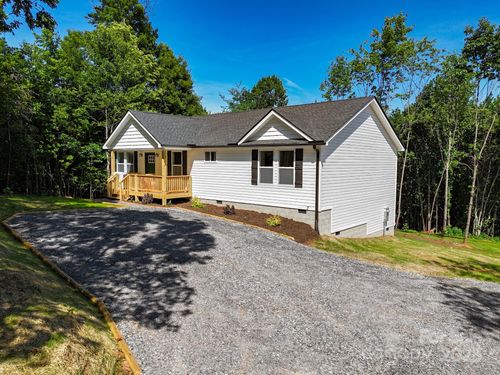 72 Carolyn Dr, Candler, NC, 28715-9583 | Card Image