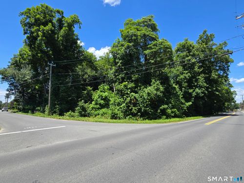 21 Pinecrest Dr, Prospect, CT, 06712-1320 | Card Image