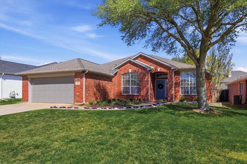 1635 Nightingale Lane, Corinth, TX, 76210 | Card Image