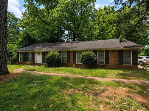 3790 Snapfinger Rd, Lithonia, GA, 30038-3527 | Card Image