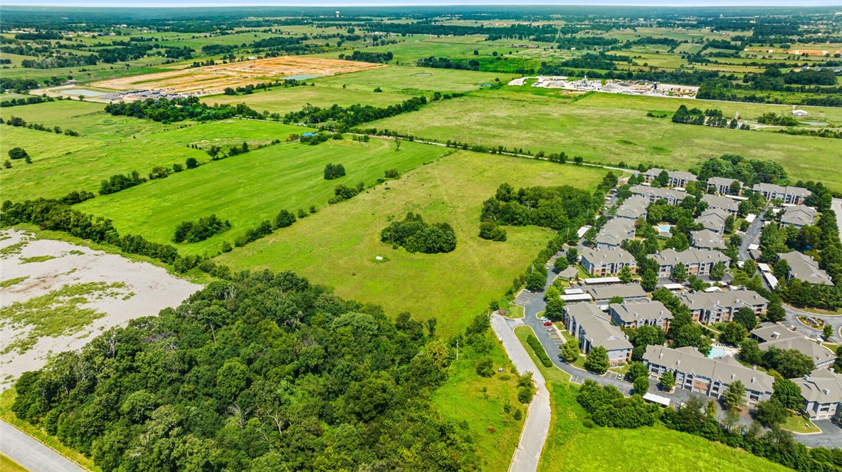 Land in Bentonville