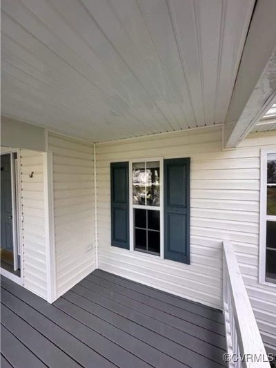 Front Porch | Image 2