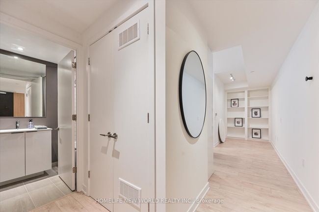 1419 - 50 Power St, Condo with 4 bedrooms, 2 bathrooms and 1 parking in Toronto ON | Image 5