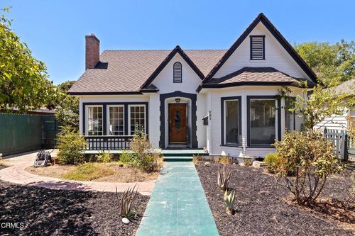 207 Oleander Ave, Bakersfield, CA, 93304-2740 | Card Image