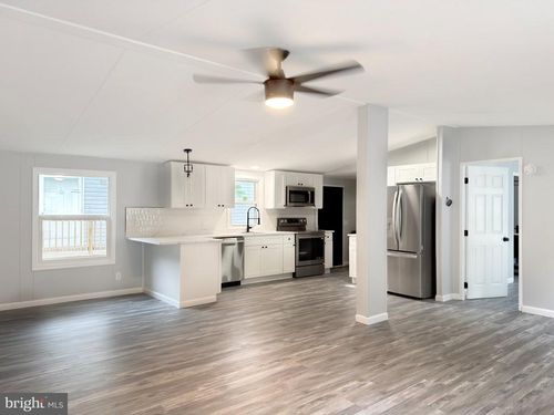232 Ella Welch Way, Lothian, MD, 20711-9400 | Card Image