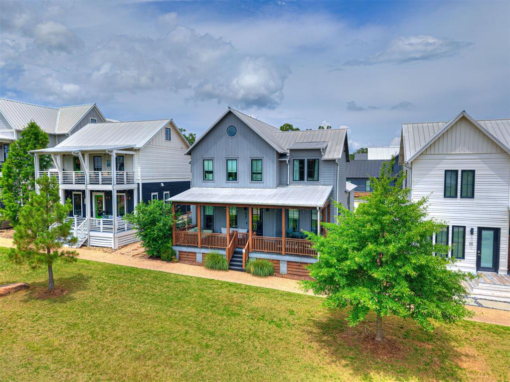 Residential in Carlton Landing 3