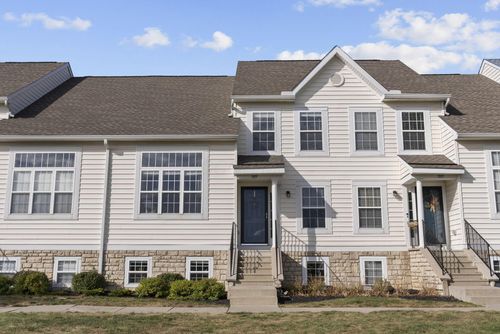 7095 Donerail Dr, New Albany, OH, 43054-8174 | Card Image