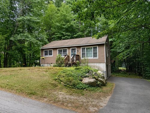 26 Longa Road, Merrimack, NH, 03054 | Card Image
