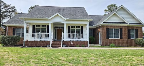 461 Meadow Dr, Tappahannock, VA, 22560-5583 | Card Image