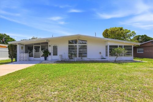 3876 Prudence Dr, Sarasota, FL, 34235-6716 | Card Image