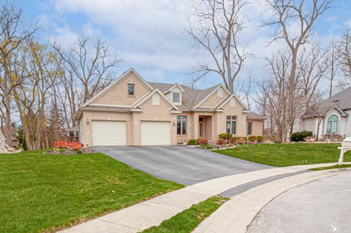 7185 Overlook Cir, Lambertville, MI, 48144-9455 | Card Image