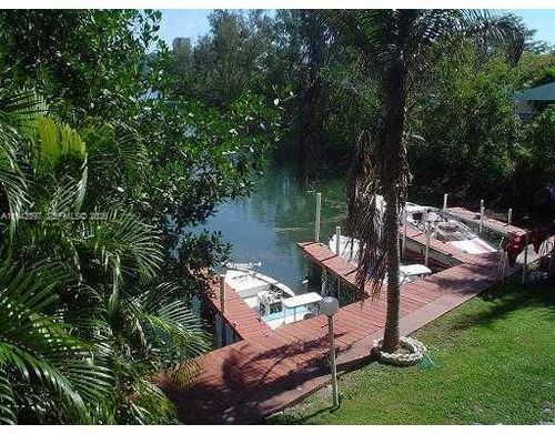 201-16531 Ne 35th Ave, North Miami Beach, FL, 33160-3878 | Card Image