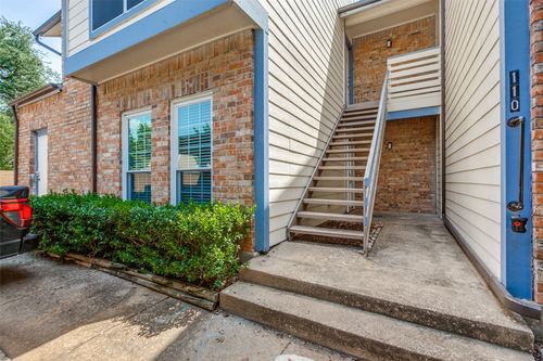 apt-110-1609 Marsh Ln, Carrollton, TX, 75006-5221 | Card Image