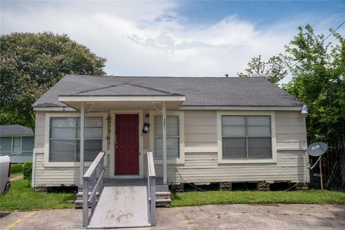 3929 Caplin St, Houston, TX, 77026-1405 | Card Image