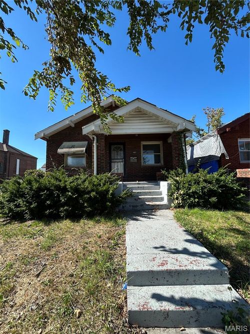 4213 N Newstead Avenue, St Louis, MO, 63115 | Card Image