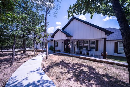 172 Mountain View Ct, Sunset, TX, 76270-5402 | Card Image