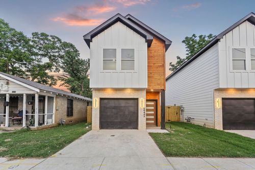 2230 Hooper St, Dallas, TX, 75215-4939 | Card Image