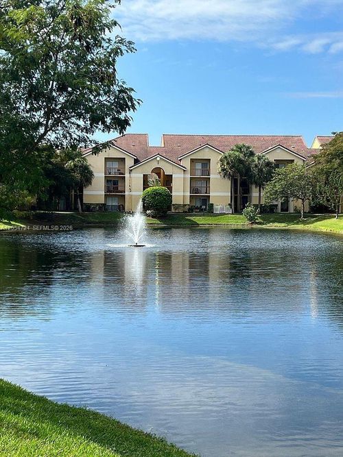 214-7620 Westwood Dr, Tamarac, FL, 33321-2340 | Card Image